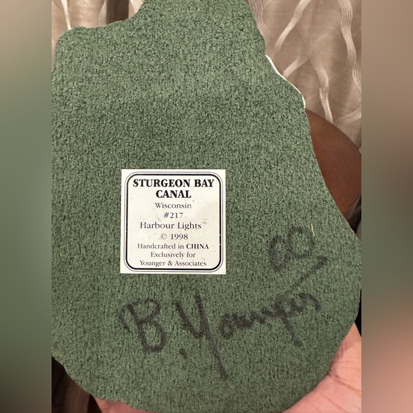 1998 Harbour Lights - Light House #217 Sturgeon Bay Canal Wisconsin - Picture 7 of 12